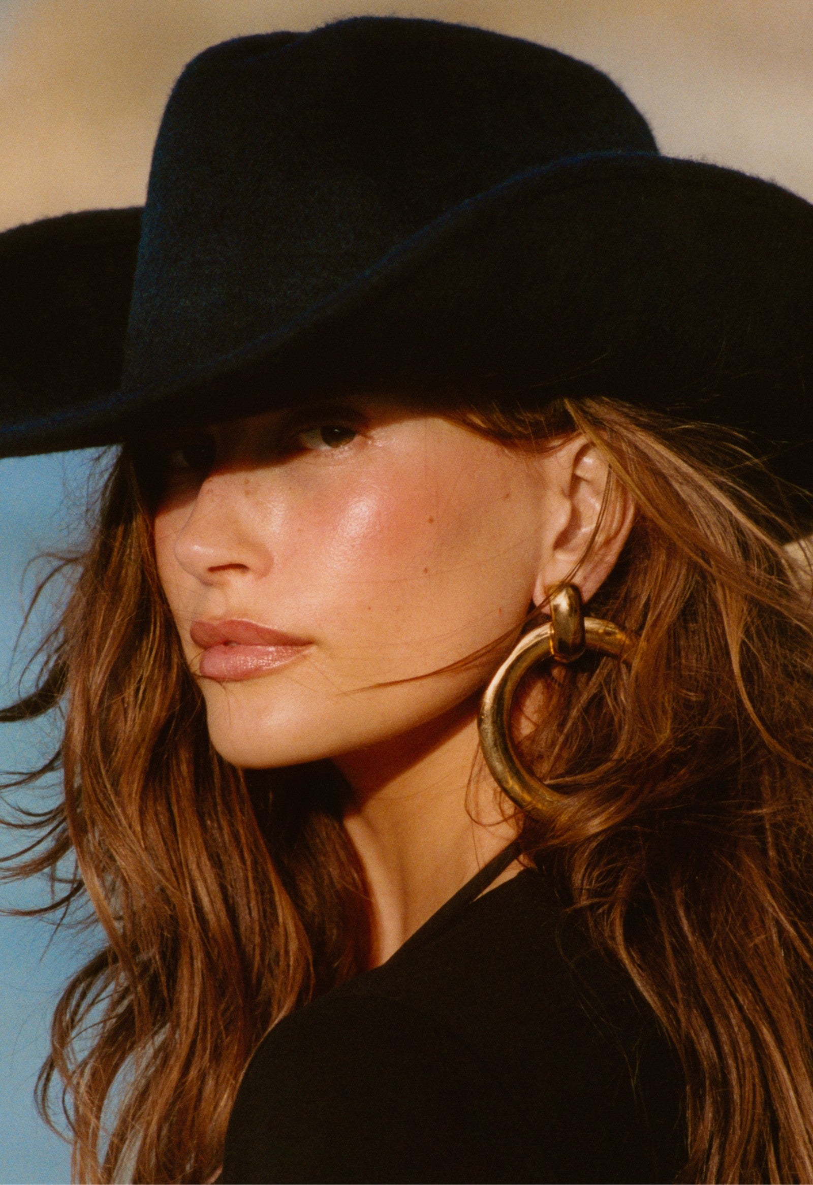 pocket blush tan line